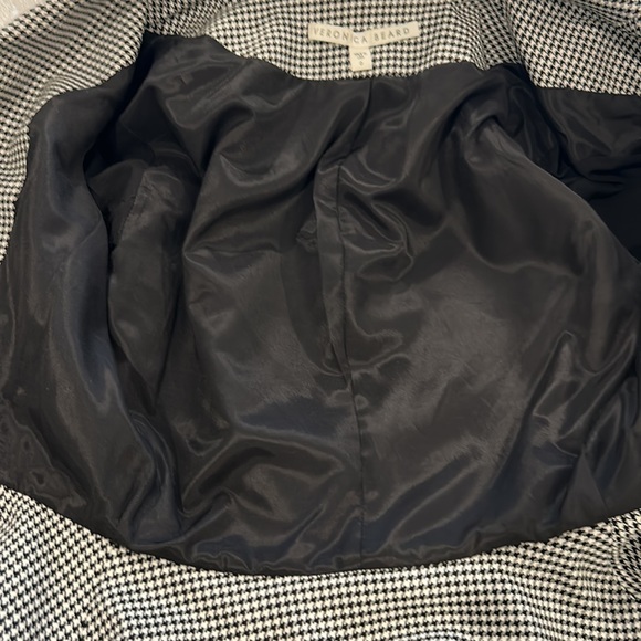 Veronica Beard black and white small checked peplum blazer - Picture 7 of 11